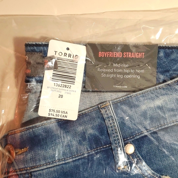 ❤️NWT VINTAGE TORRID JEANS - BOYFRIEND STRAIGHT DISTRESSED - STRETCH MID RISE - Picture 8 of 16